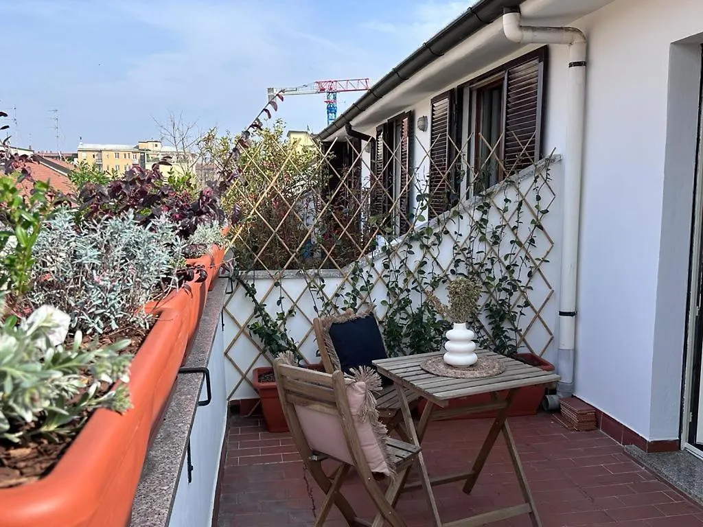 Terrazza Carcano Top Floor Milano Daire